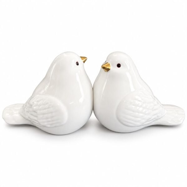 Kit 2 Pássaros Decorativos Brancos  Kit com 2 pássaros decorativos na cor branca